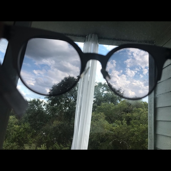 NWT FENDI Round Cat Eye Sunglasses - Picture 8 of 8